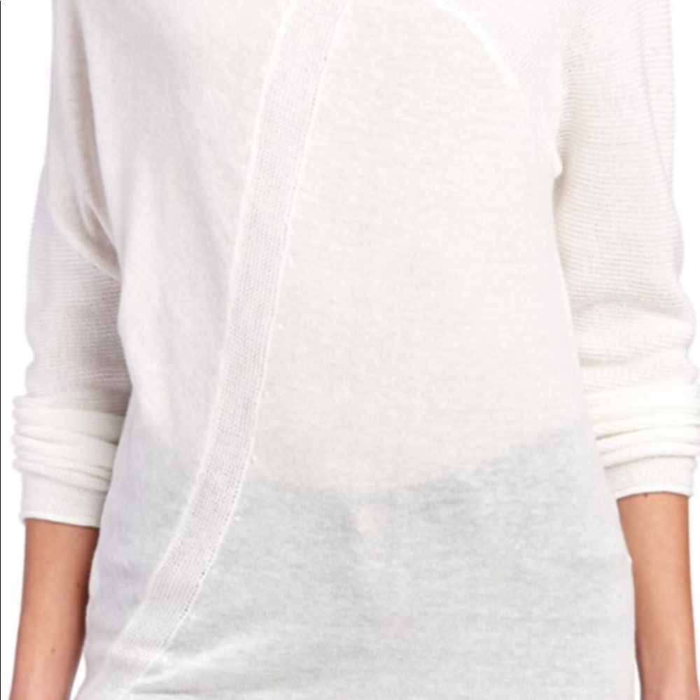 Lightweight, asymmetrical sweater by Miilla